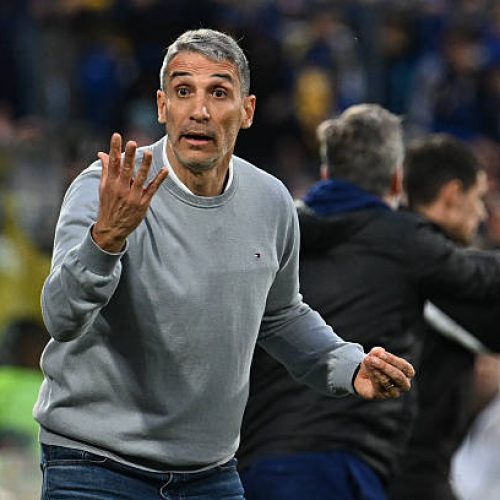 ROSARIO, ARGENTINA - SEPTEMBER 27: Juan Pablo Vojvoda head coach of Racing Club reacts during  the 2026 Copa Argentina Round of 8 match between Racing Club and Boca Juniors  at Estadio Gigante de Arroyito on September 27, 2026 in Rosario, Argentina. (Photo by Luciano Bisbal/Getty Images)